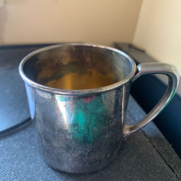 Oneida Silversmith Baby Cup - Picture 2 of 4